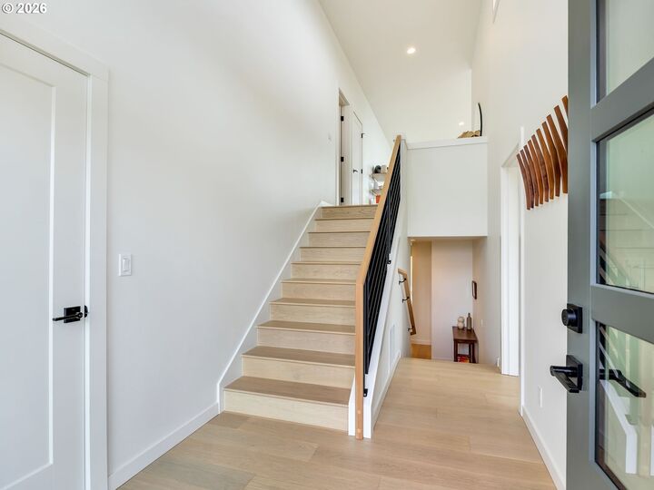 Property Photo:  496 Sea View Dr  OR 97130 