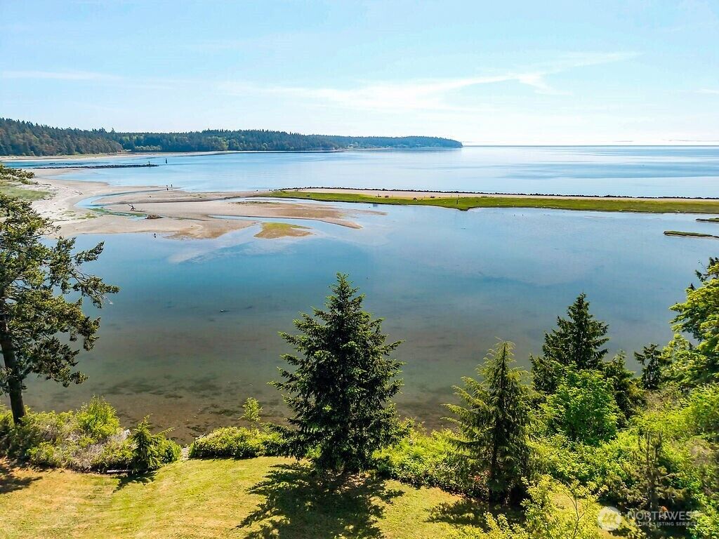 Property Photo: 210 Cleveland Street WA 98339
