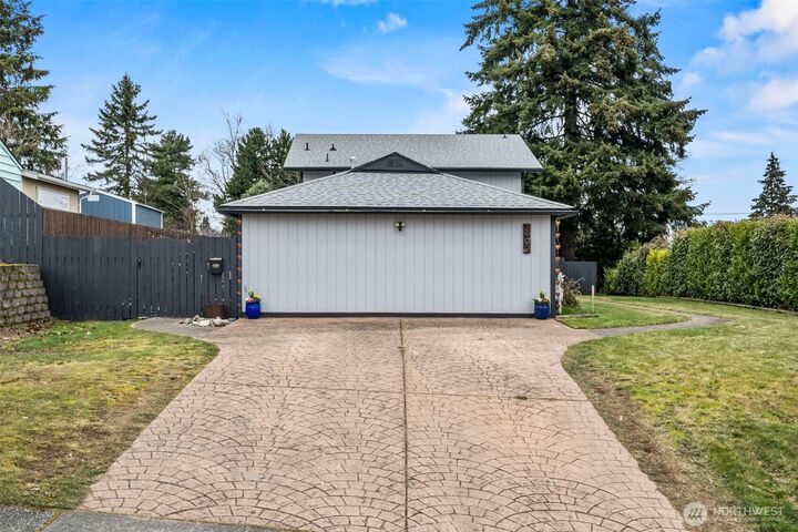 Property Photo:  2902 N Orchard  WA 98407 