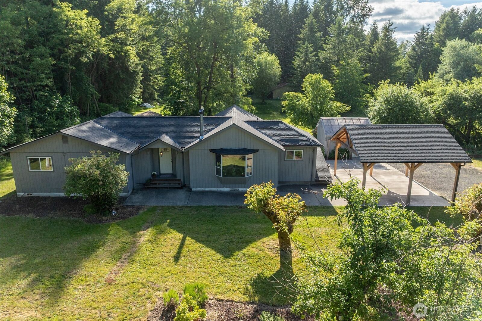 Property Photo:  1502 S Toutle Road  WA 98649 
