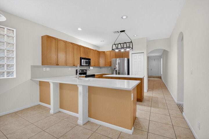Property Photo: 5049 Sancerre Circle FL 33463