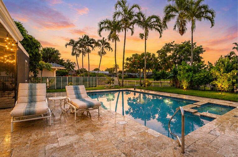 Property Photo: 2378 Deer Creek Lob Lolly Lane FL 33442