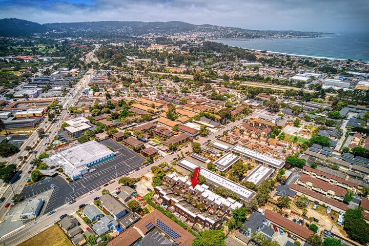 Property Photo: 461 Dela Vina Avenue 205 CA 93940
