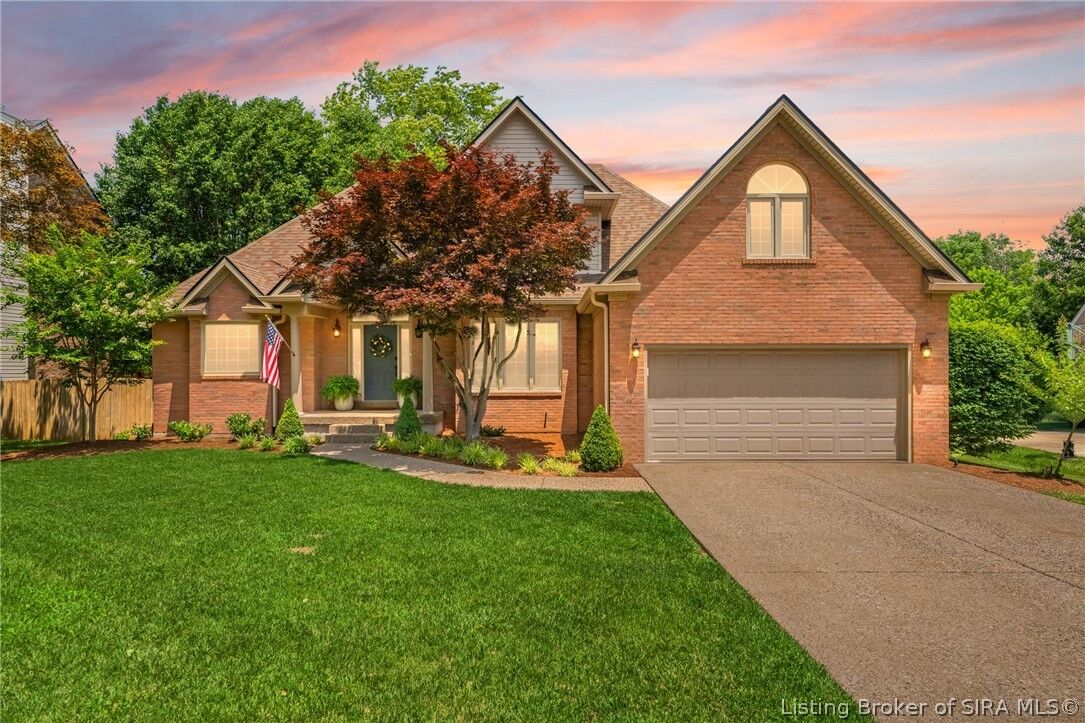 Property Photo: 4220 Royal Oak Drive IN 47150