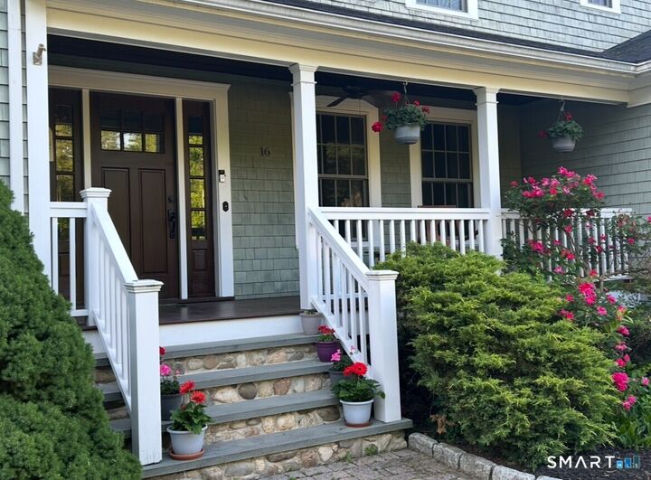 Property Photo: 16 John Henry Lane CT 06461