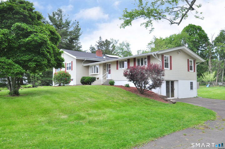 Property Photo:  471 Old Post Road  CT 06084 