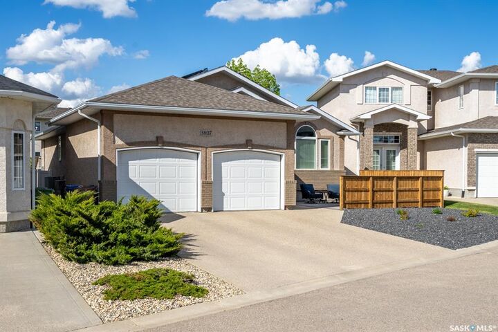 Property Photo: 3807 Britannia Place E SK S4V 2Z6