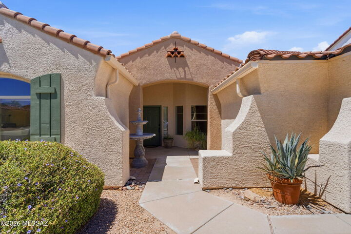 Property Photo:  7552 W Colony Park Drive  AZ 85743 