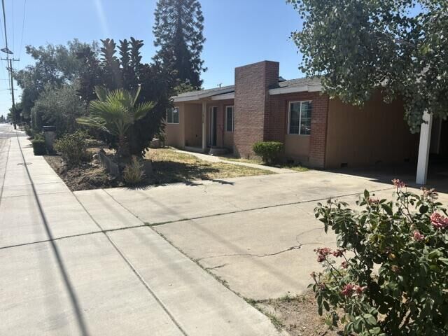 Property Photo: 1634 W Morton Avenue CA 93257