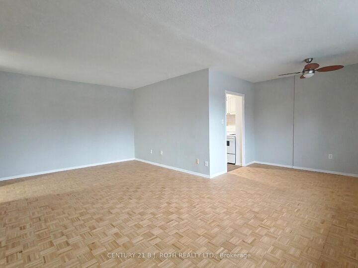 Property Photo:  37 Peel Street 301  ON L4M 3L1 