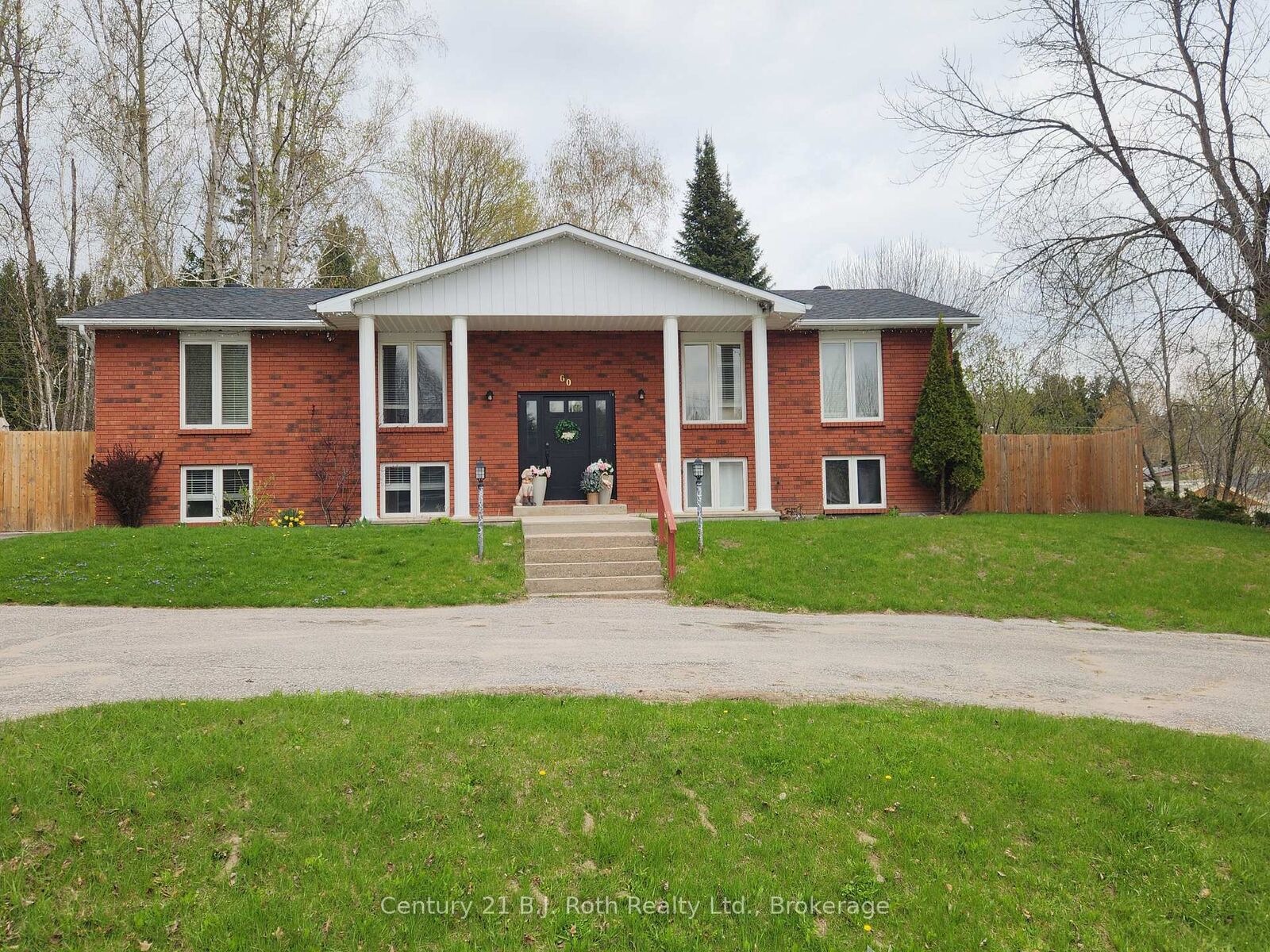 Property Photo:  60 Lepage Drive  ON L9M 1R5 