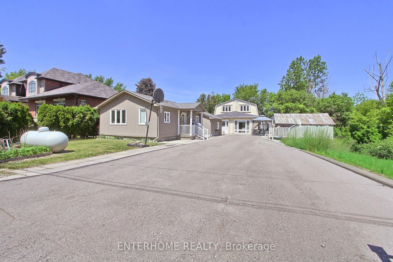 Property Photo: 5 O'Reilly's Lane ON L7E 0W4
