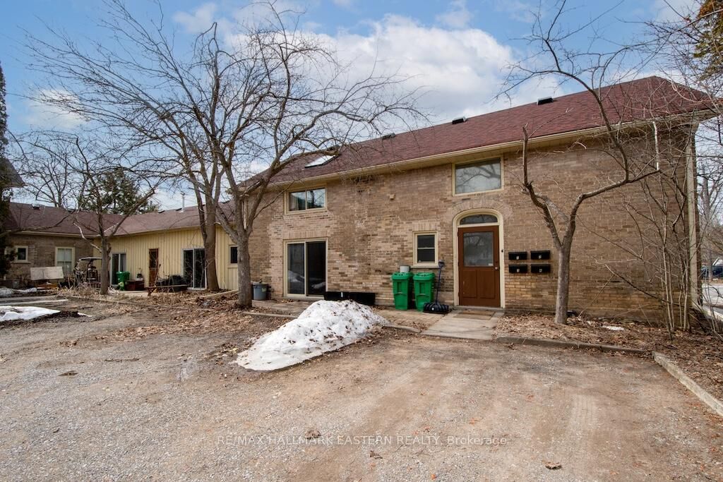 Property Photo: 11 Argyle Street ON K9H 7M2