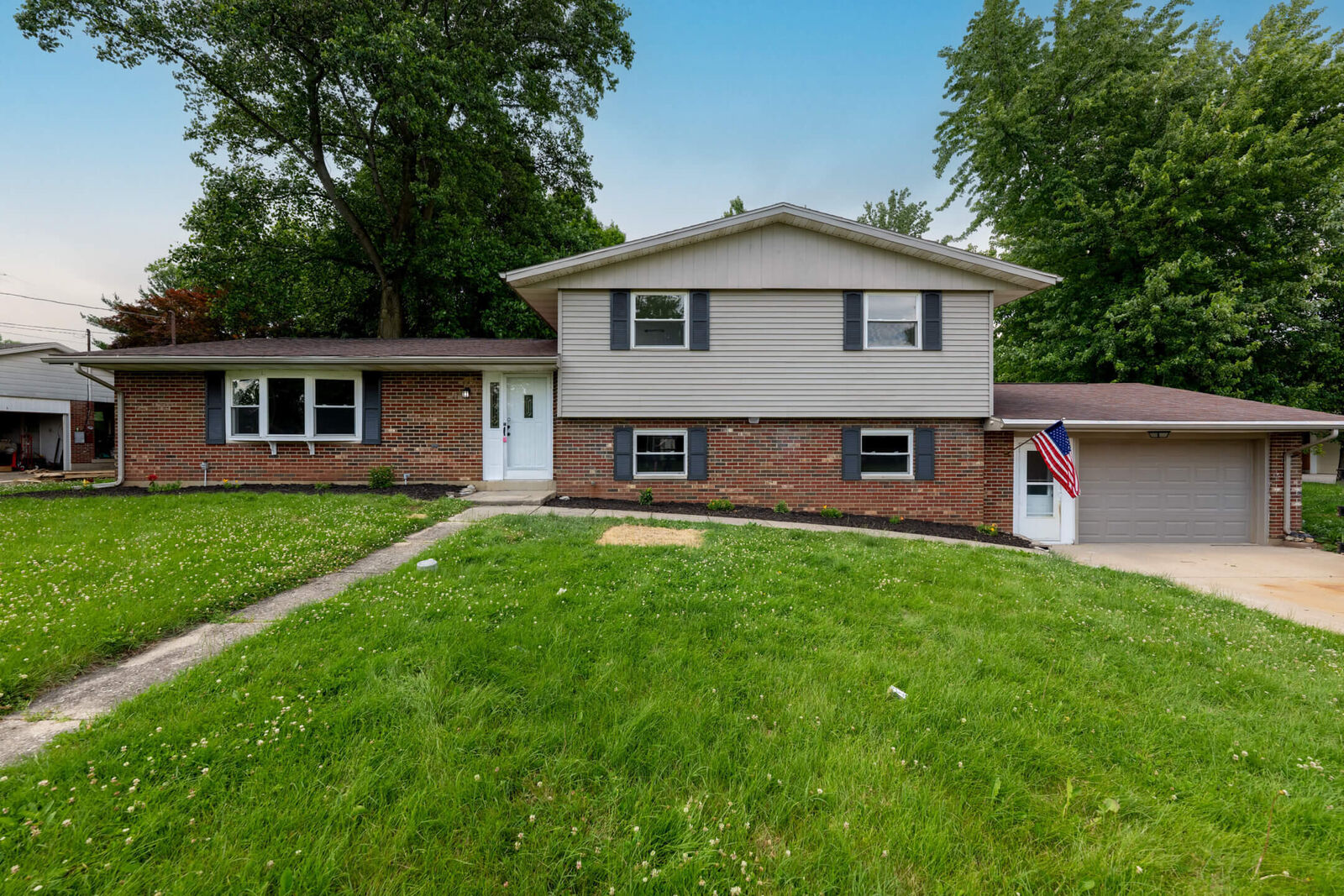 Property Photo:  1922 Old Coach Road  OH 45505 