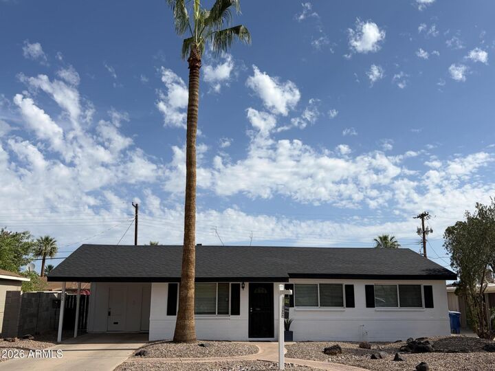 Property Photo:  450 E Garfield Street  AZ 85288 