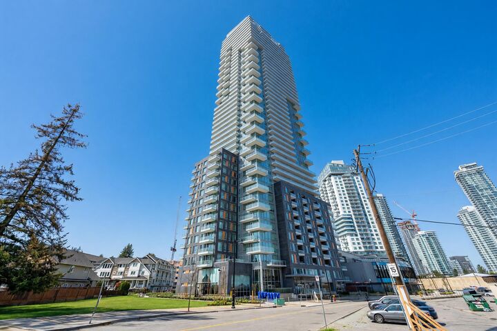 567 Emerson Street 2505 — photo 1