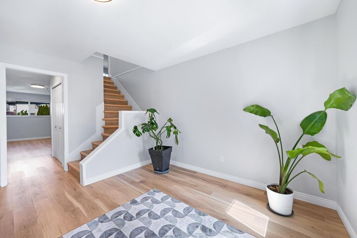 Property Photo: 11850 Greenhaven Court BC V3Y 1L6