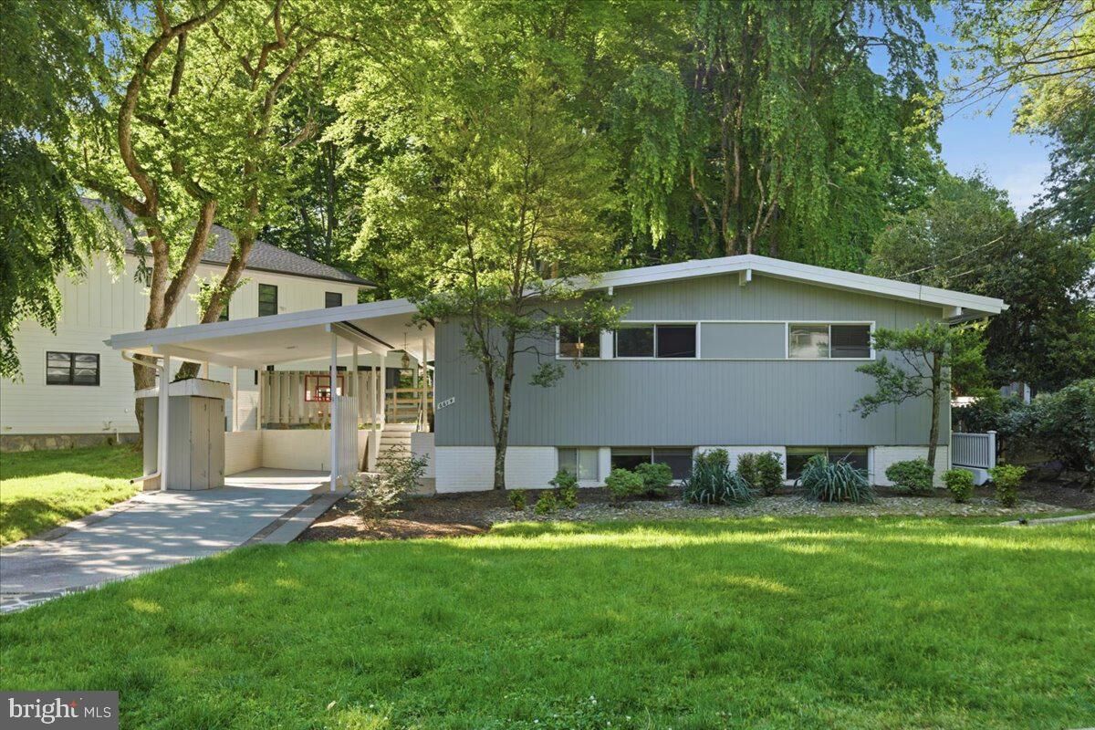 Property Photo:  6614 Melody Lane  MD 20817 