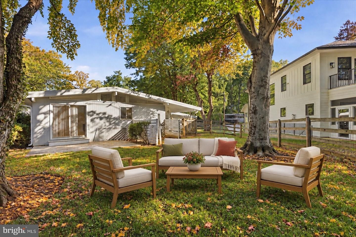 Property Photo: 6614 Melody Lane MD 20817