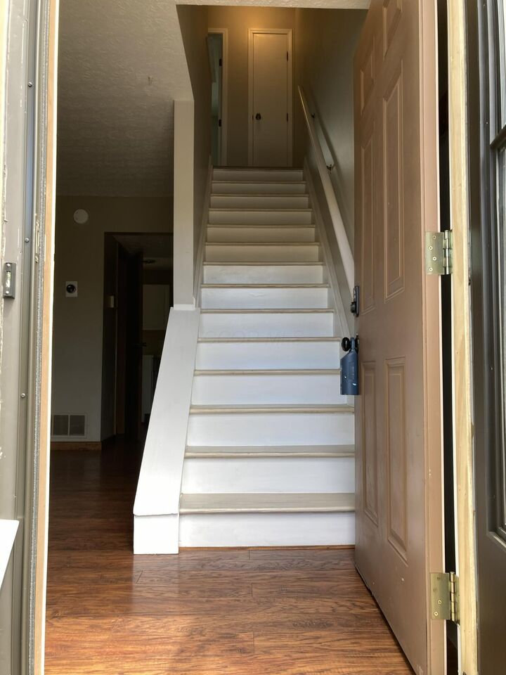 Property Photo: 724 Michael View Court OH 43085