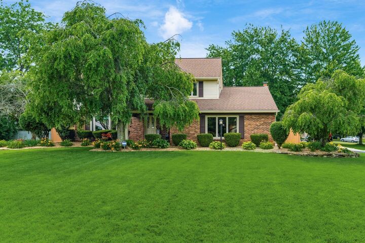 Property Photo: 10224 Fairfax Drive OH 43147