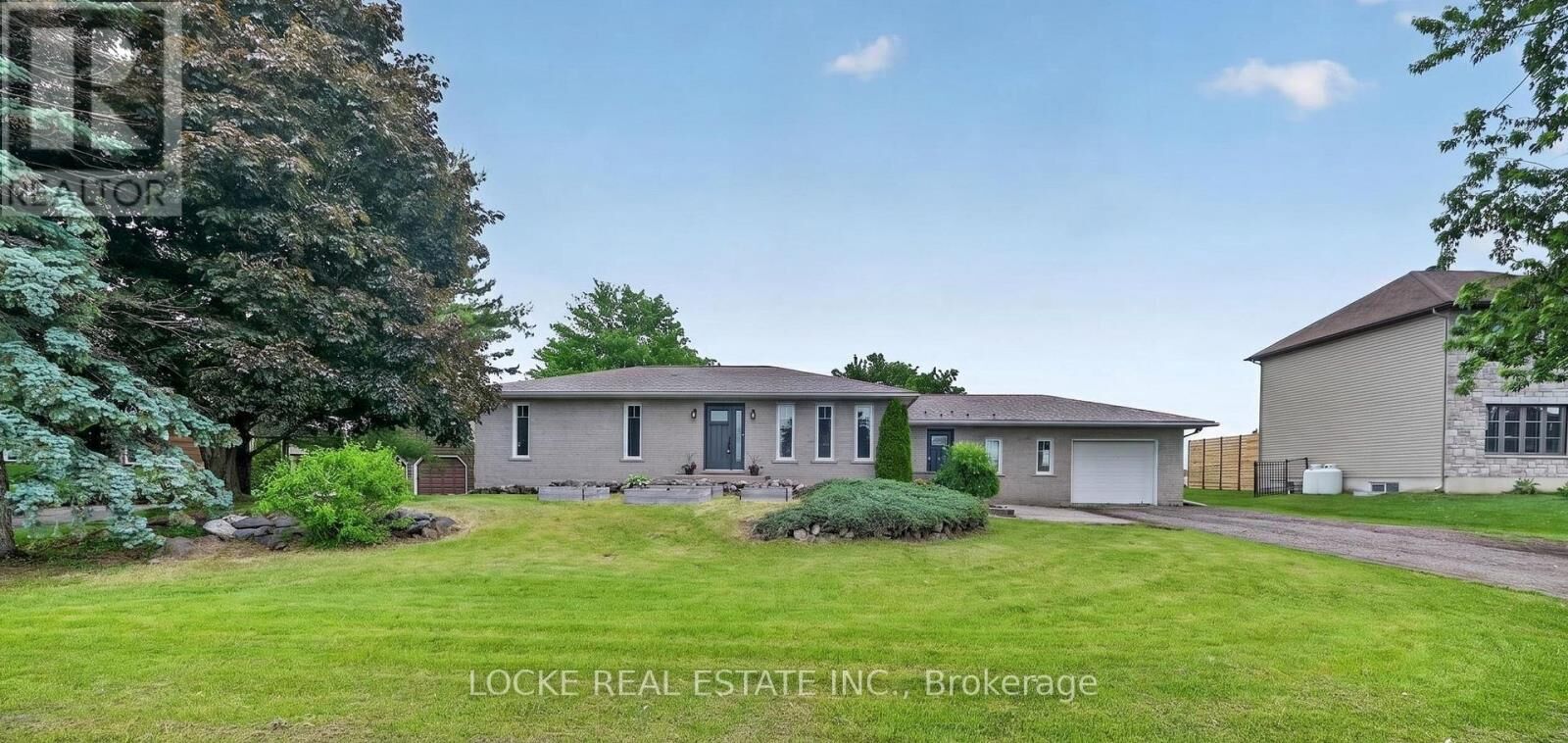 Property Photo:  3391 Sarsfield Road  ON K0A 3E0 