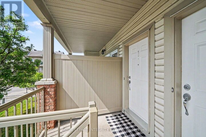 Property Photo: 139 Harthill Way I ON K2J 5V1