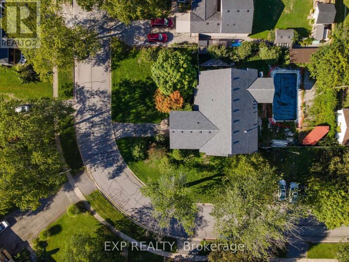 Property Photo:  6 Rosemount Drive  ON L3C 2H3 
