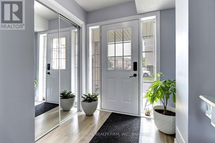 Property Photo:  56 Arizona Drive  ON L6Y 0R6 