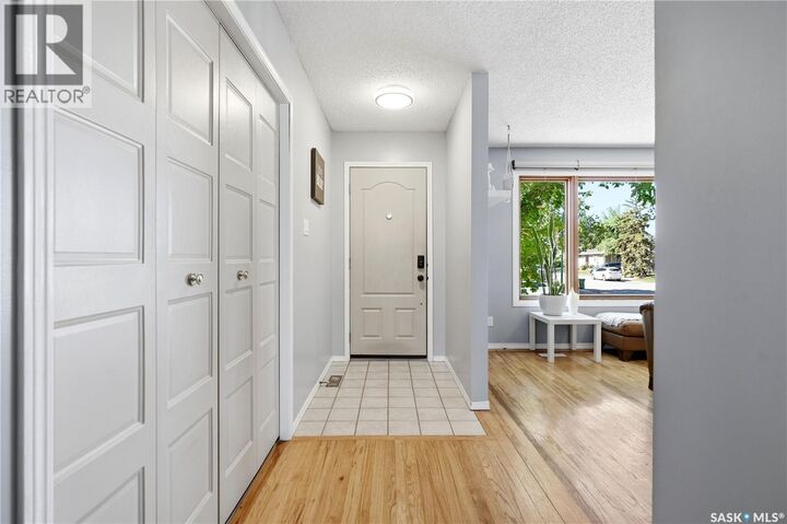 Property Photo:  110 Laubach Crescent  SK S4S 6M3 