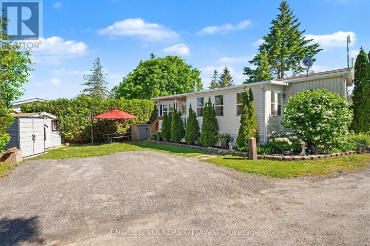 Property Photo: 2 Kelly Sand Private ON K0A 1B0