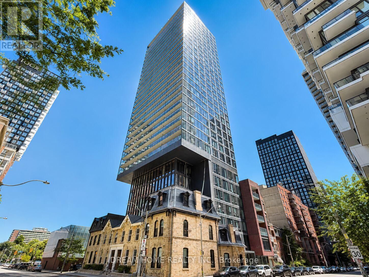 Property Photo:  47 Mutual Street 807  ON M5B 0C6 