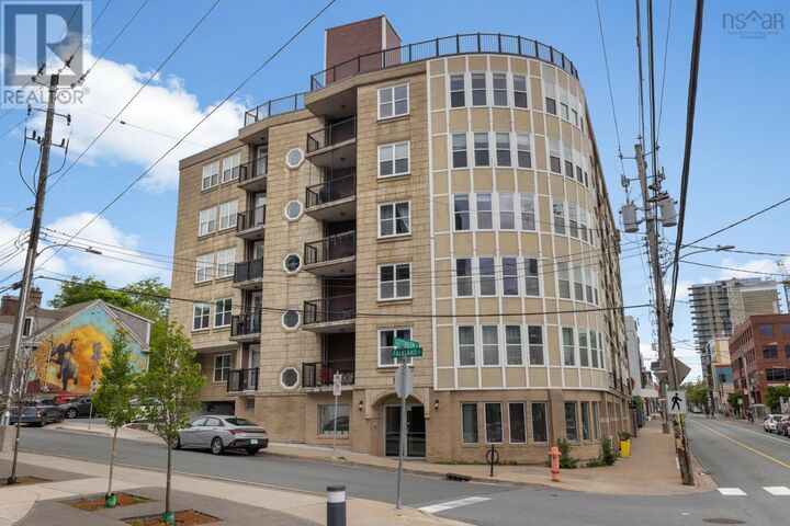 5505 Falkland Street 207 — photo 1