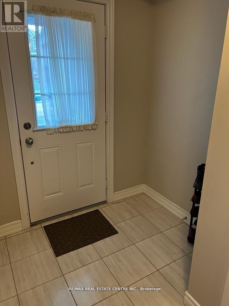 Property Photo: 630 Linden Drive East ON N3H 0C9