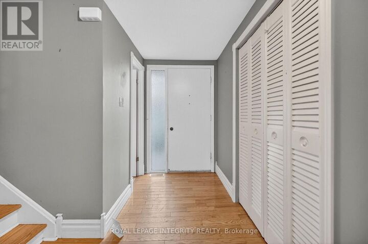 Property Photo:  46 St Remy Drive  ON K2J 1A3 