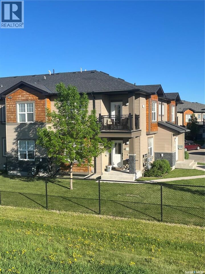 Property Photo:  1302 1015 Patrick Crescent  SK S7W 0M5 