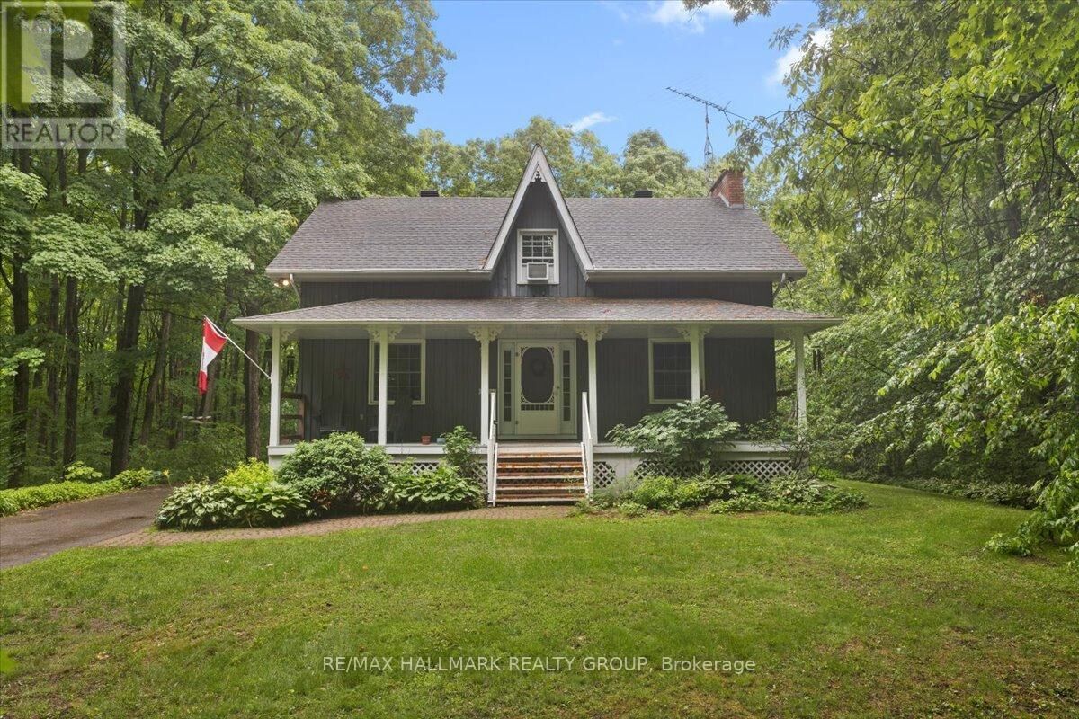 Property Photo: 709 Kitley Line 3 Road ON K0G 1G0