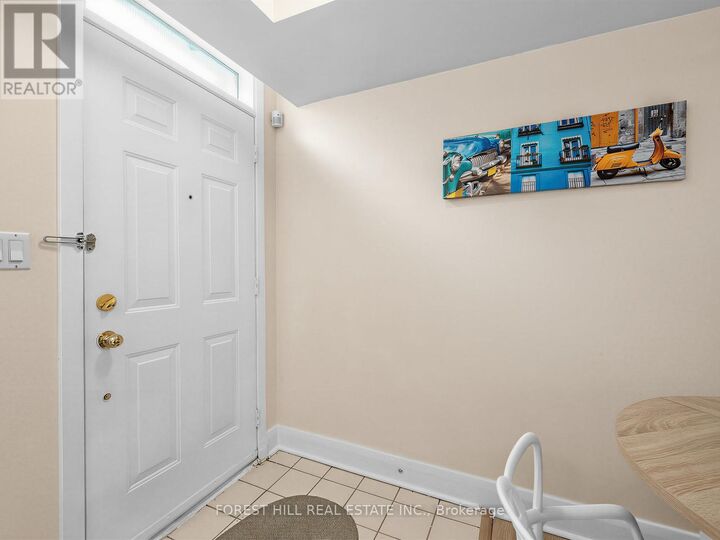 Property Photo: 415 Jarvis Street 124 ON M4Y 3C1