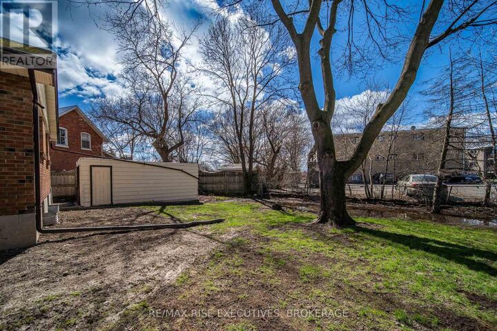 Property Photo: 7 Benjamin Street ON K8P 1P6