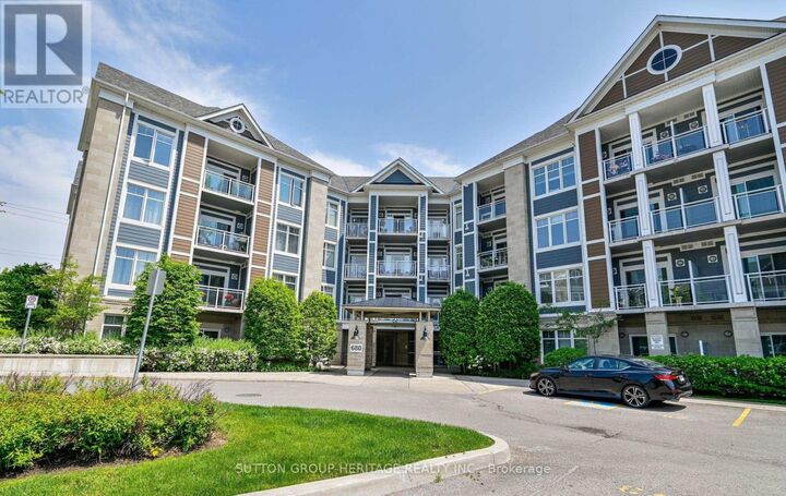 Property Photo:  680 Gordon Street 213  ON L1N 0L2 