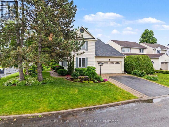 Property Photo: 1642 Champneuf Drive ON K1C 4W1