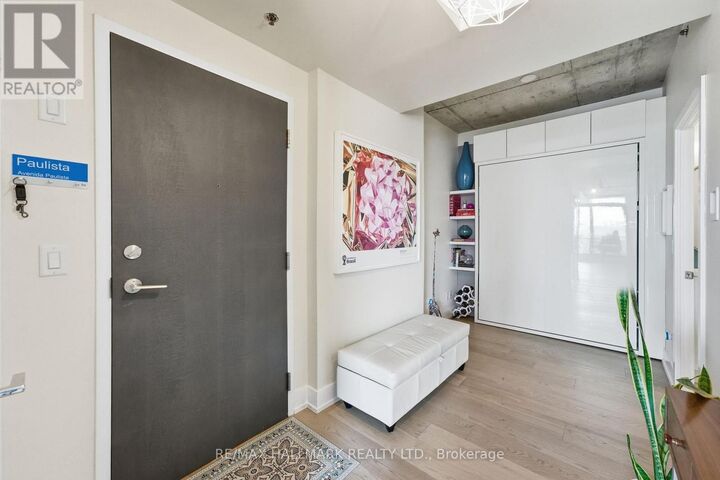 Property Photo:  630 Queen Street East 602  ON M4M 1G3 