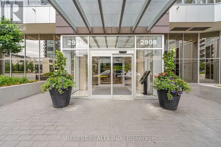 Property Photo:  2916 Highway 7 Road 502  ON L4K 0K6 