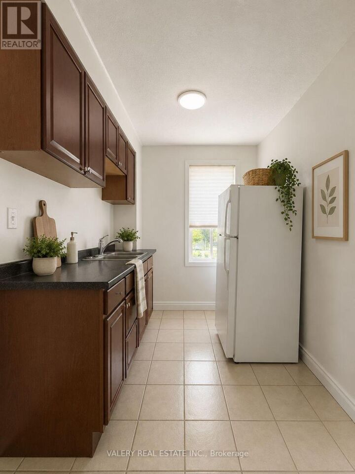 Property Photo:  9 James Street East  ON N1G 1C9 