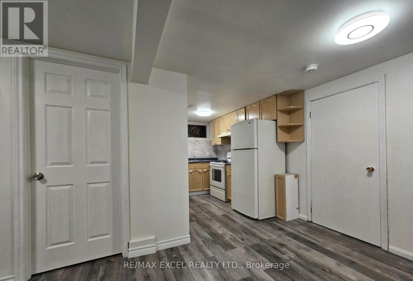 Property Photo:  22 Northpark Road  ON L4M 2J3 