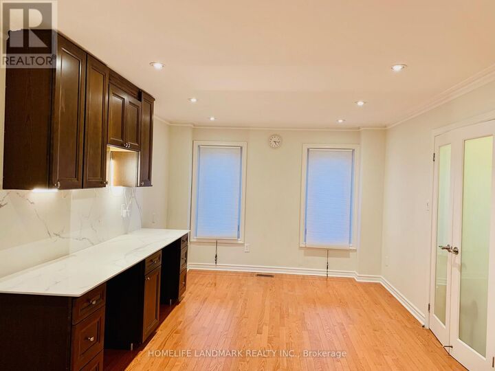 Property Photo:  2780 Teak Crescent  ON L6J 7M4 