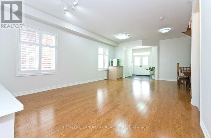 Property Photo:  386 Wilfred Murison Avenue  ON L6C 0V7 