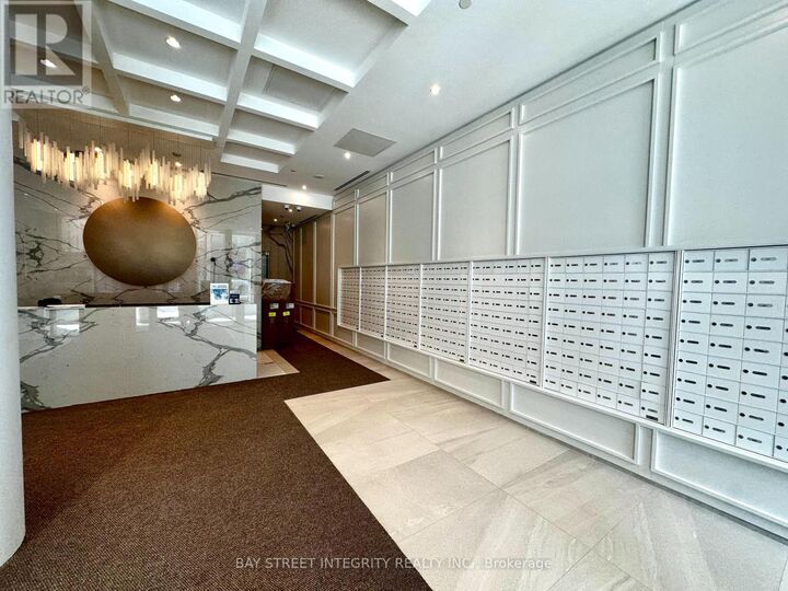 Property Photo:  100 Queen Street East 709  ON M5C 0B5 