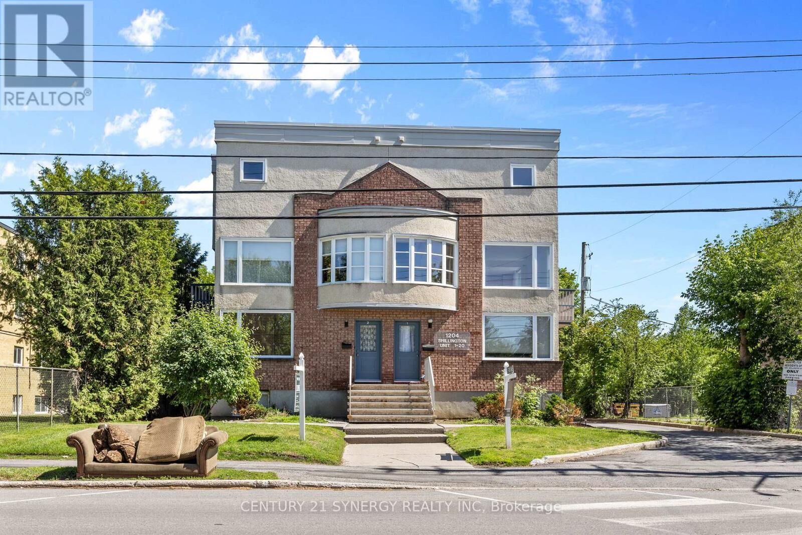 Property Photo:  1204 Shillington Avenue 8  ON K1Z 7Z4 