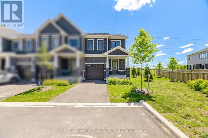 Property Photo: 15 Peach Street 16 ON L2V 0P5